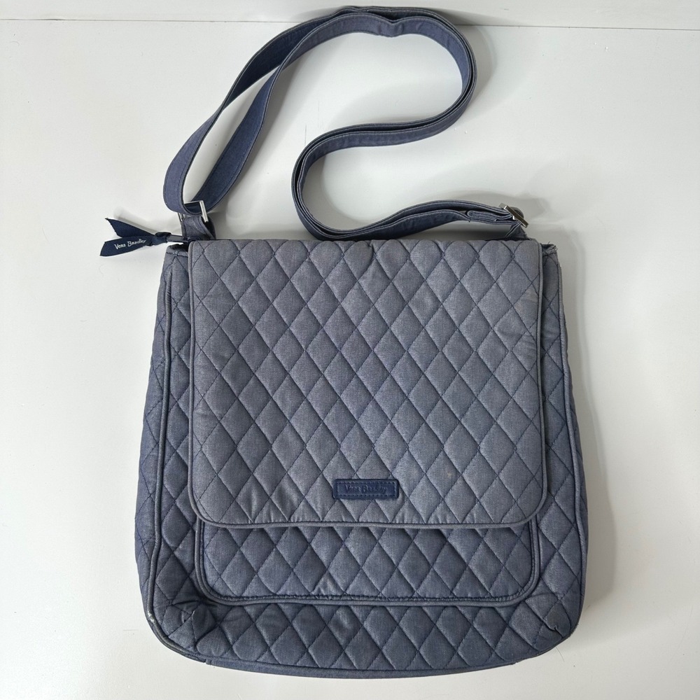 Vera Bradley Essential Mailbag Crossbody Moonlight Navy Denim Quilted Floral '19